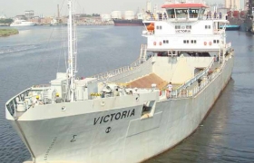Conception - sistership Victoria selfpropelled hopper barge