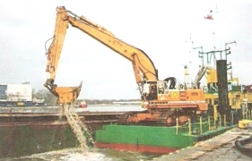 Malz II - backhoe dredge