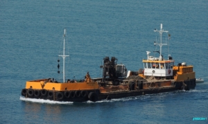 Neptun Khan hopperbarge with crane