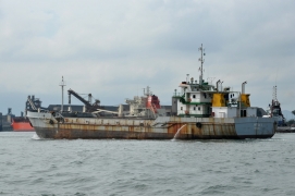 PETRAX 2 selfpropelled hopper barge 