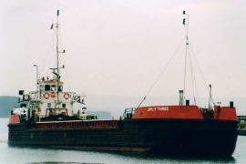 Split Three hopper barge 