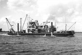 WIRON SUCTION AND BARGE UNLOADING DREDGER